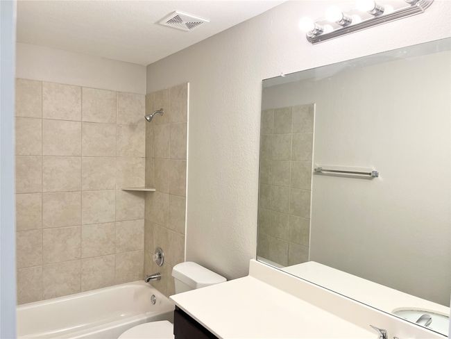 Secondary bath | Image 22