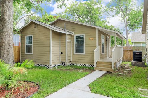 7112 Avenue L, Houston, TX, 77011-2760 | Card Image