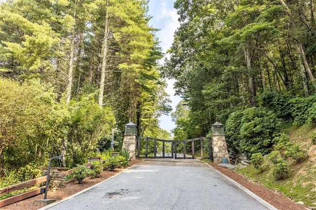 15 Channel View Dr, House other with 3 bedrooms, 3 bathrooms and null parking in Cullowhee NC | Image 44