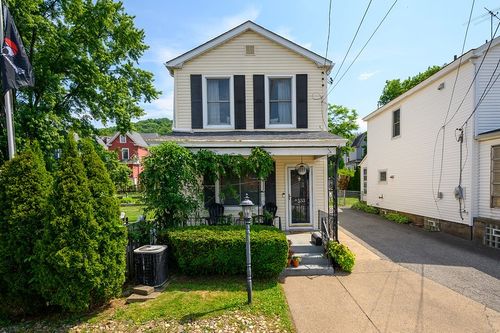 553 Beall Way, Sewickley, PA, 15143-1714 | Card Image