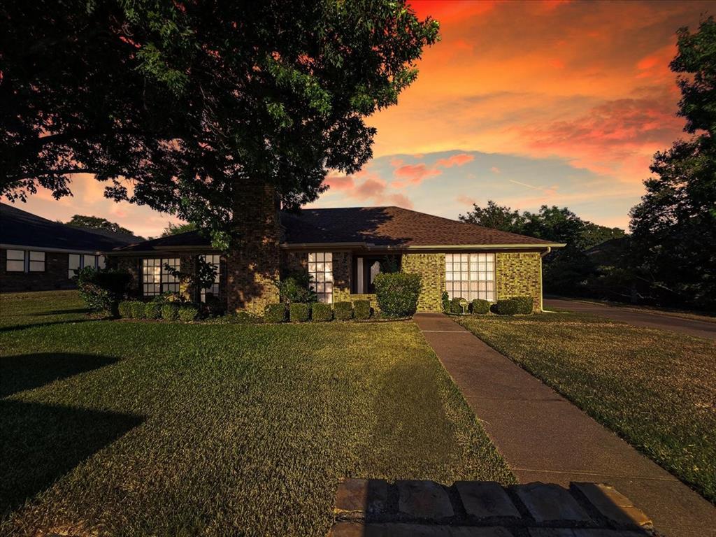 Ivywild Ct, Arlington, TX 76016