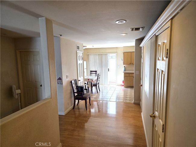 UNIT-3 - 9146 Tobias Ave, Townhouse with 3 bedrooms, 3 bathrooms and 2 parking in Panorama City CA | Image 4