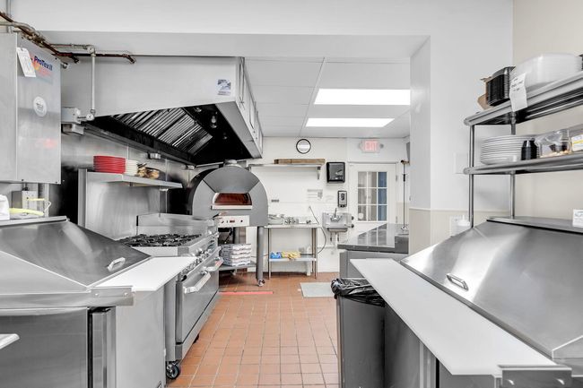 1110 kitchen 2 | Image 15