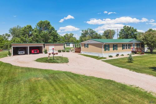 6644 Green Willow Dr, Rapid City, SD, 57703-9645 | Card Image