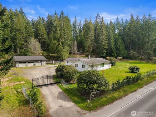 8377 Glenwood Rd Sw, Port Orchard, WA, 98367-8302 | Card Image