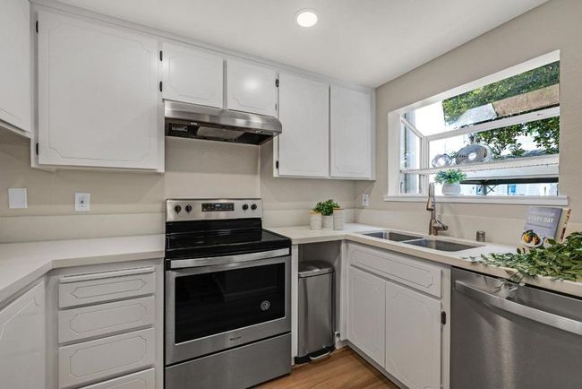 38652 Aurora Ter, Condo with 2 bedrooms, 2 bathrooms and 1 parking in Fremont CA | Image 7