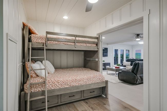 Bunk room located just off of the secondary living area | Image 18