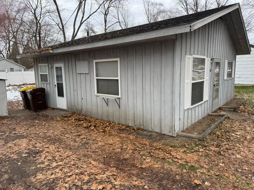 1212 Bruce St, Mt Pleasant, MI, 48858-1304 | Card Image