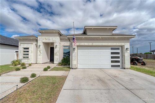 1412 S Waxahahie St, Alton, TX, 78573-3750 | Card Image