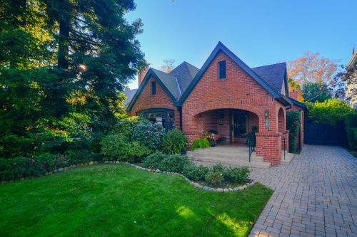 1418 47th Street, Sacramento, CA, 95819 | Card Image