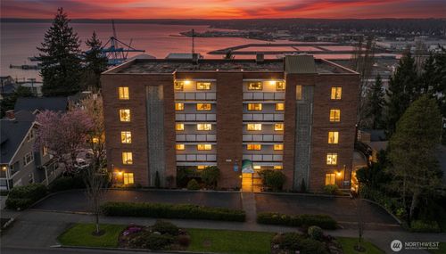 apt-502-715 N Garden St, Bellingham, WA, 98225-5438 | Card Image