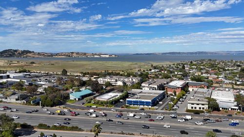 815 Meadowsweet Dr, Corte Madera, CA, 94925-1718 | Card Image