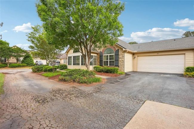 401 Kenley Ct, Condo with 2 bedrooms, 2 bathrooms and 2 parking in Mcdonough GA | Image 34