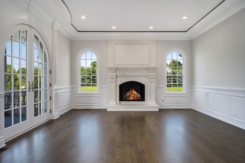 6413 S County Line Rd, Burr Ridge, IL, 60527-4865 | Card Image