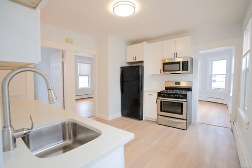 lower-37 Bennett Street, Bridgeport, CT, 06605 | Card Image