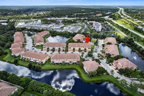 692 Sw Glen Crest Way, Stuart, FL, 34997-7257 | Card Image