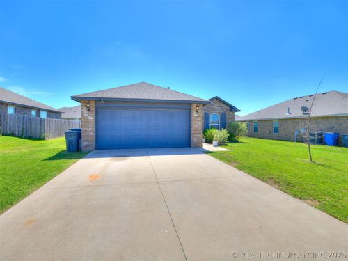 3931 S 149th East Ave, Tulsa, OK, 74134-4862 | Card Image