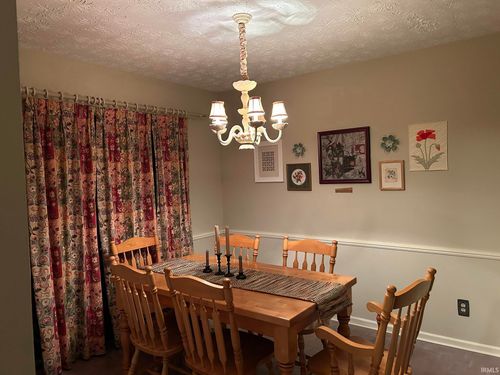 1313 W Roberts Ave, Marion, IN, 46952-1947 | Card Image