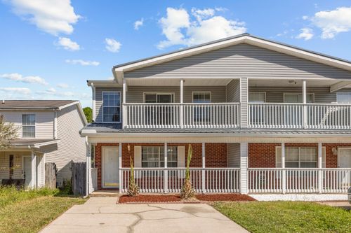 1841 Pointed Leaf Ln, Fort Walton Beach, FL, 32547-7084 | Card Image