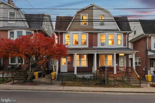 221 Ardmore Ave, ARDMORE, PA, 19003-1303 | Card Image