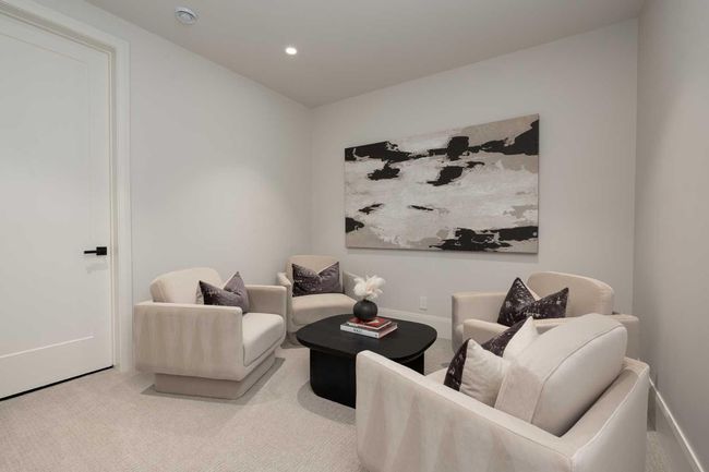 6918 Legare Dr Sw, House other with 4 bedrooms, 7 bathrooms and 3 parking in Calgary AB | Image 35
