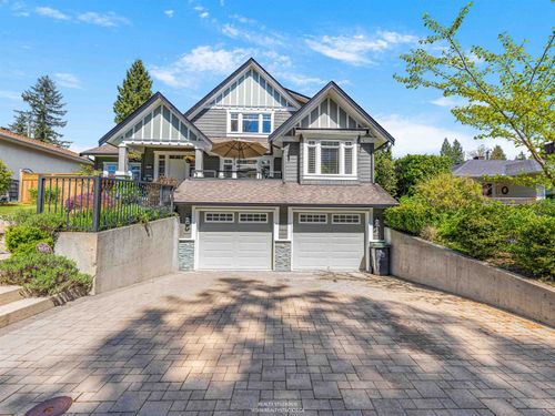 938 Beaumont Drive, North Vancouver, BC, V7R1P4 | Card Image