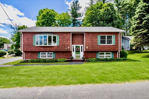 44 Middlesex Rd, Tyngsboro, MA, 01879-2042 | Card Image