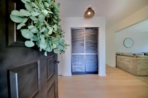 8238 Ferncreek Court, Citrus Heights, CA, 95621 | Card Image