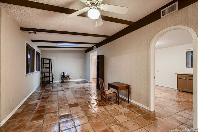201 Sheffield, House other with 5 bedrooms, 5 bathrooms and null parking in Castle Hills TX | Image 34