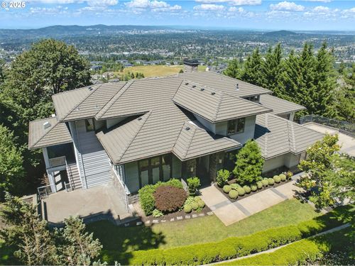 9433 Se Scotts Ridge Ct, Happy Valley, OR, 97086-9190 | Card Image