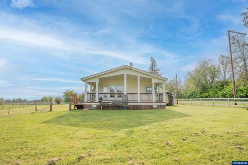 39149 Lacomb Dr, Lebanon, OR, 97355-9166 | Card Image