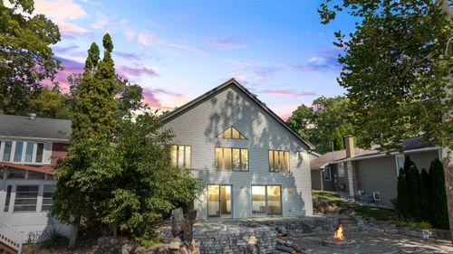 7 EMS Ems D7a Ln, Syracuse, IN, 46567-9002 | Card Image