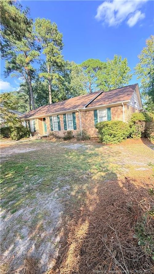 5802 Dobson Dr, Fayetteville, NC, 28311-3453 | Card Image