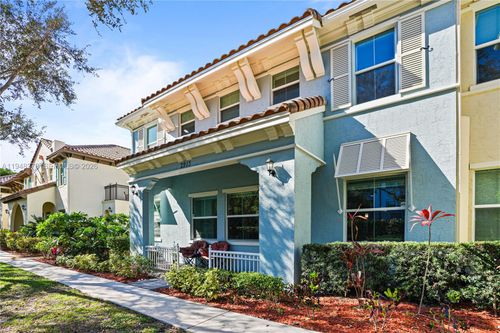 2913 Cascada Isles Way, Hollywood, FL, 33024-8567 | Card Image