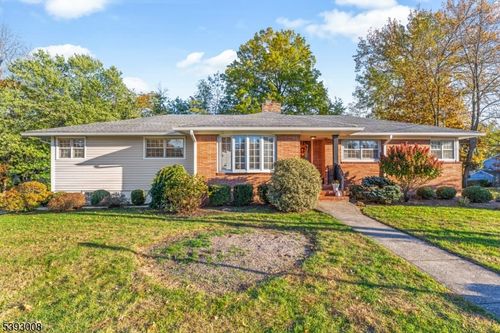 60 Richard Ave, West Caldwell, NJ, 07006-7248 | Card Image