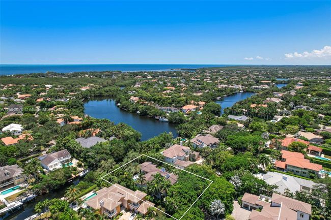 7233 Los Pinos Blvd, House other with 5 bedrooms, 6 bathrooms and null parking in Coral Gables FL | Image 5