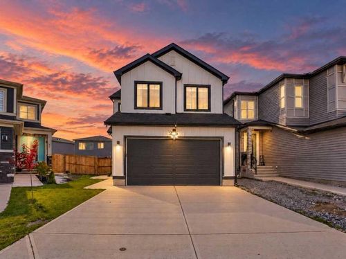 25 Belvedere Terr Se, Calgary, AB, T2A7G1 | Card Image