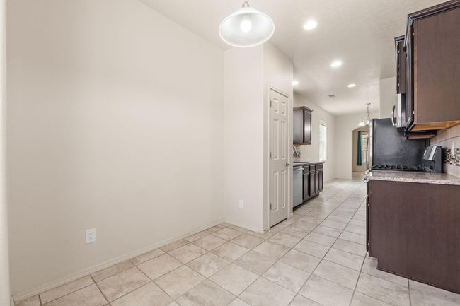 5723 Strand Loop Se, House other with 3 bedrooms, 2 bathrooms and null parking in Albuquerque NM | Image 11