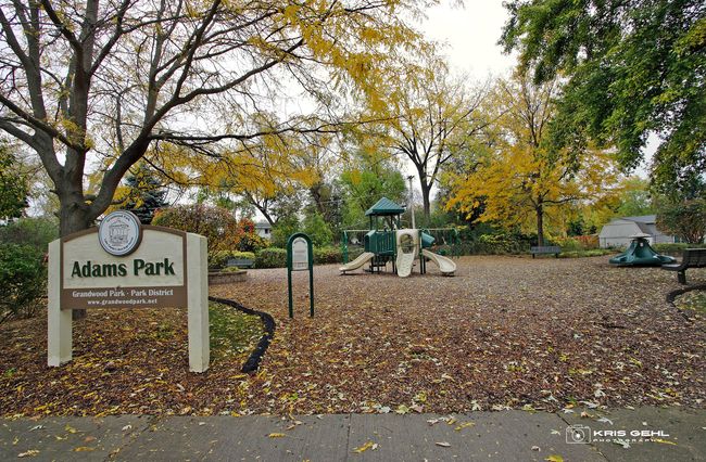36463 N Streamwood Dr, House other with 3 bedrooms, 2 bathrooms and 2 parking in Gurnee IL | Image 11