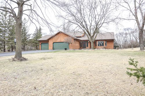 924 Ridge Pass, HUDSON, WI, 54016-7599 | Card Image