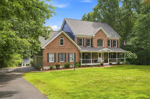 17 Mcafee Farm Rd, Bedford, NH, 03110-4637 | Card Image