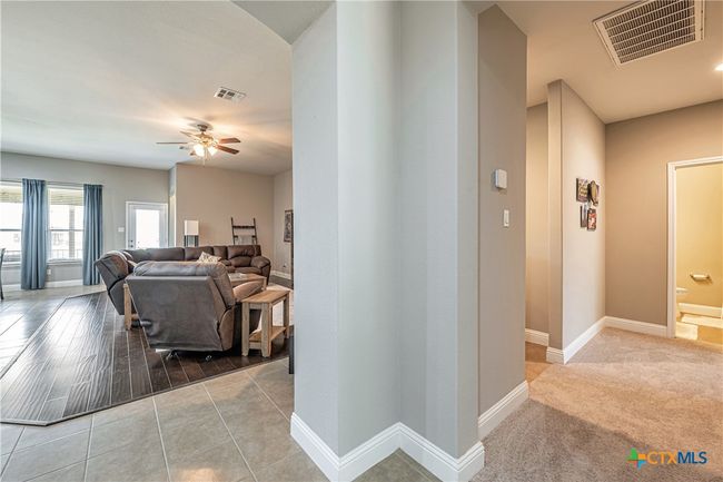 822 Old World Dr, House other with 3 bedrooms, 3 bathrooms and null parking in Harker Heights TX | Image 7