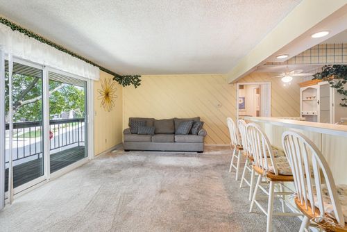 6081 Western Dr, Saginaw, MI, 48638-7504 | Card Image