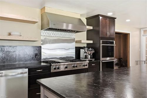 2105 Sterling Point Dr, Portsmouth, VA, 23703-4729 | Card Image