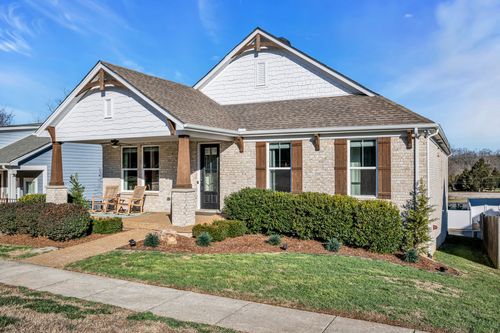 111 Ellersly Way, Kingston Springs, TN, 37082-9128 | Card Image