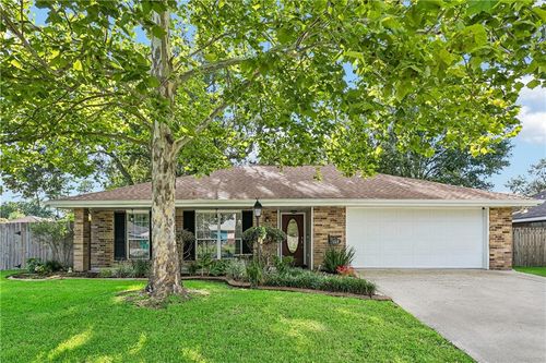132 Everest Dr, Slidell, LA, 70458-1730 | Card Image