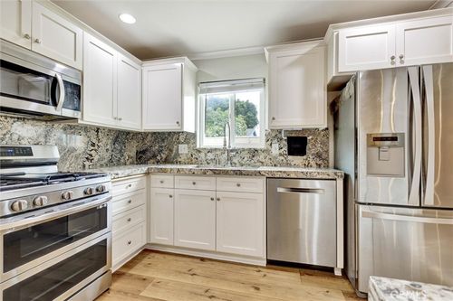 2420 S Artesia, Santa Ana, CA, 92704 | Card Image