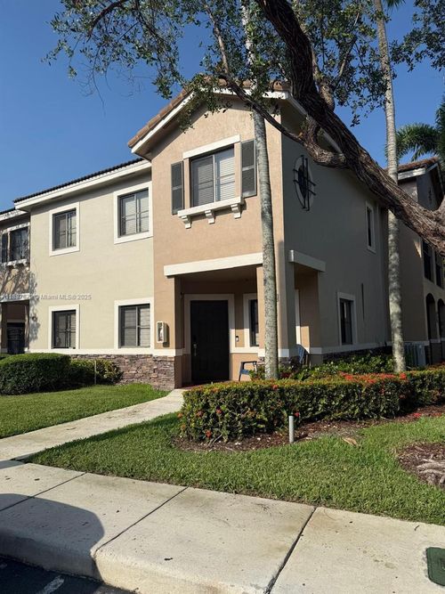 22711 Sw 88th Pl, Cutler Bay, FL, 33190-2048 | Card Image