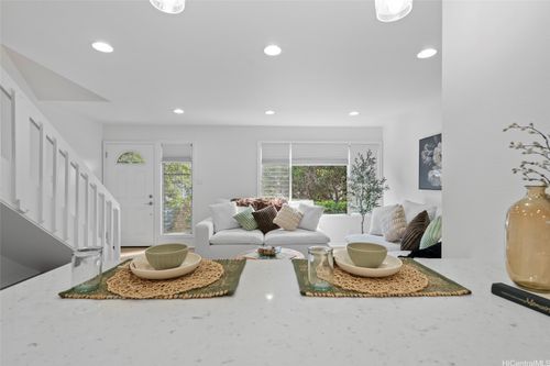 d-1151 Wainiha St, Honolulu, HI, 96825-2656 | Card Image