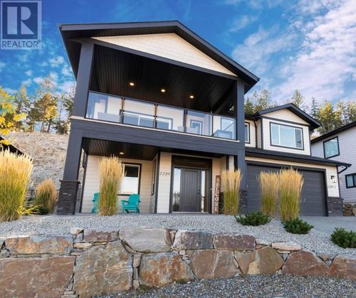 2209 Lavetta Dr, Kelowna, BC, V1P1V1 | Card Image